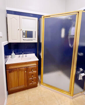 ENSUITE ENSUITE