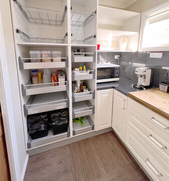 BUTLERS PANTRY